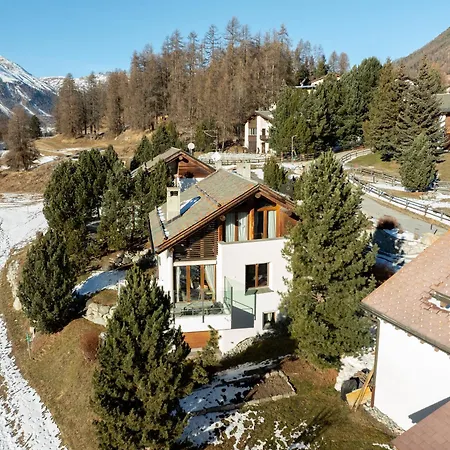 בקתה A Saint Moritz With Sauna Privata