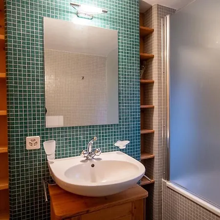 A Saint Moritz With Sauna Privata * 蓬特雷西纳