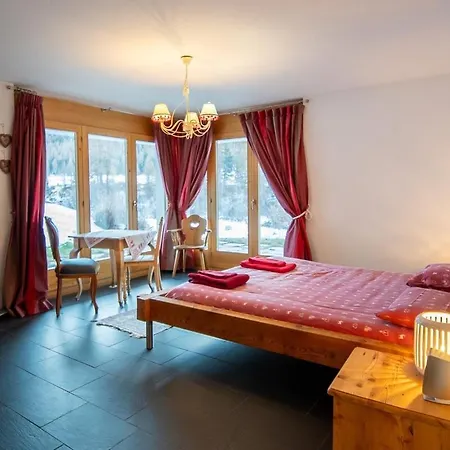 A Saint Moritz With Sauna Privata * 蓬特雷西纳